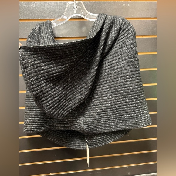 Free People Hooded Rib Knit Infinity Wrap Scarf NWT - Picture 10 of 10
